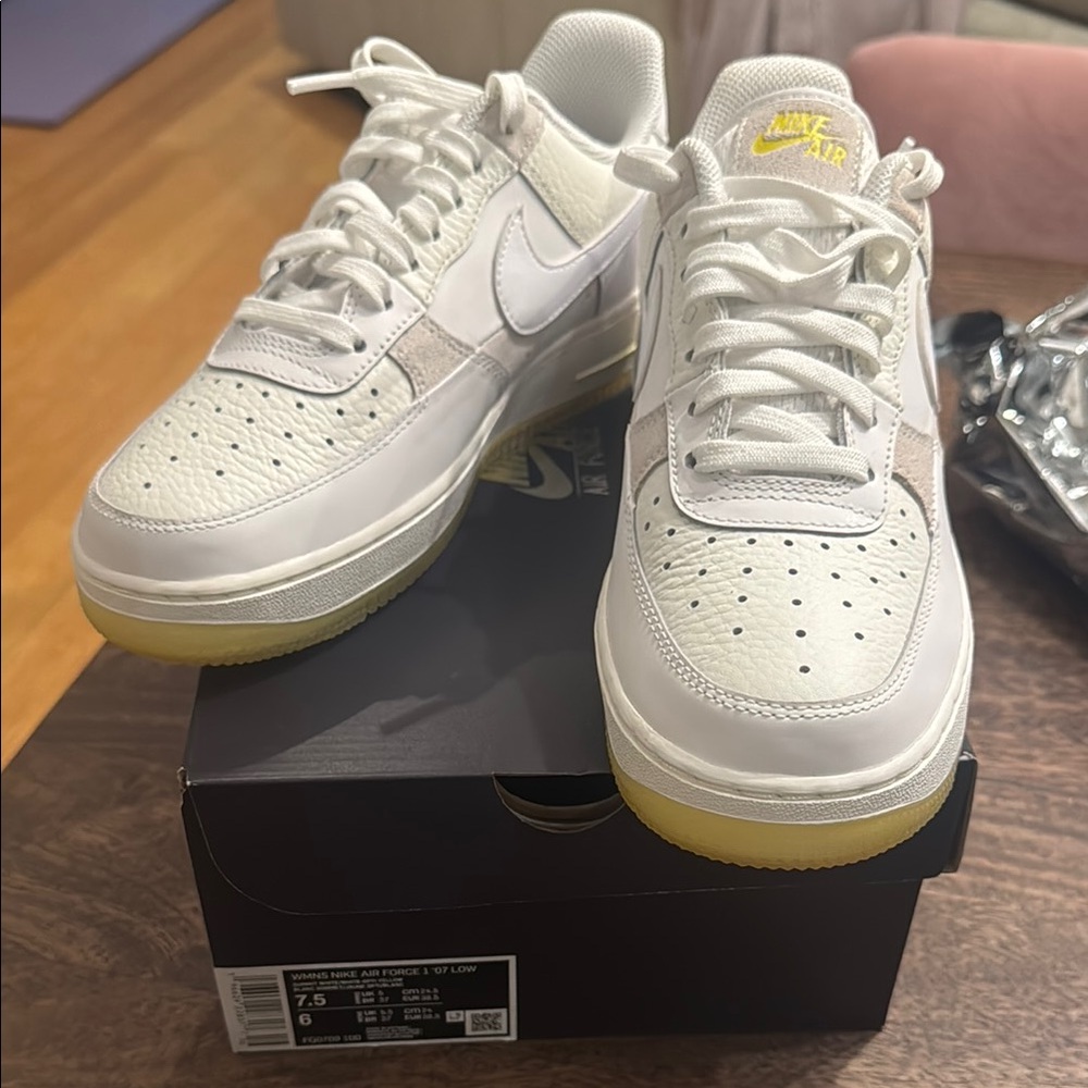Nike Air Force 1 Low White Sneakers Opti-yellow